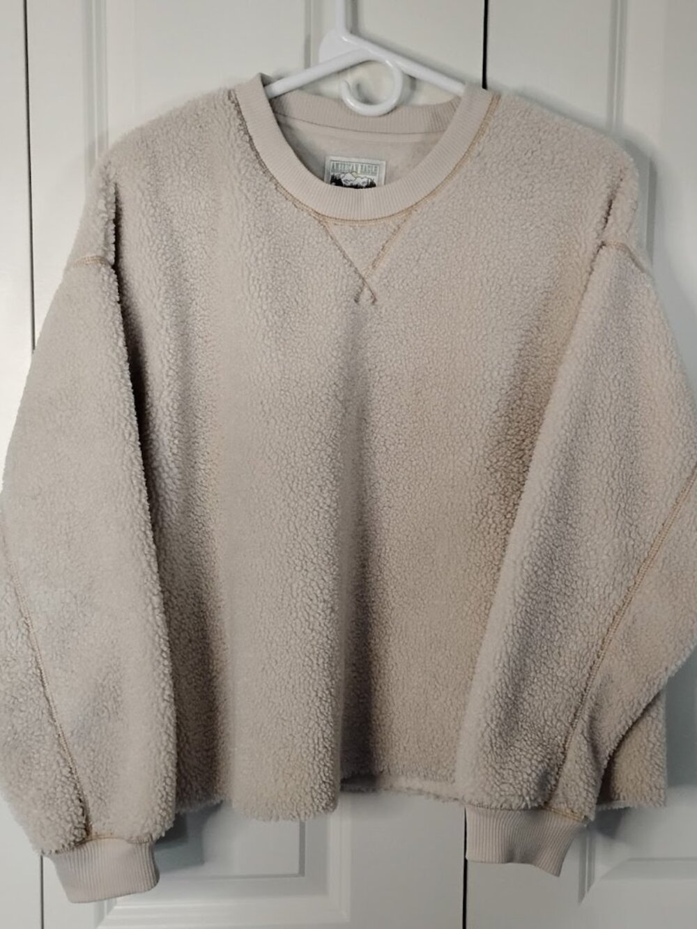 American Eagle Women's Beige Crewneck Sherpa Fleece Pullover Sweatshirt Size S